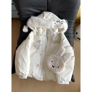 2026新款温柔可爱少女米白波点拼接毛领连帽棉服学生加厚保暖外套