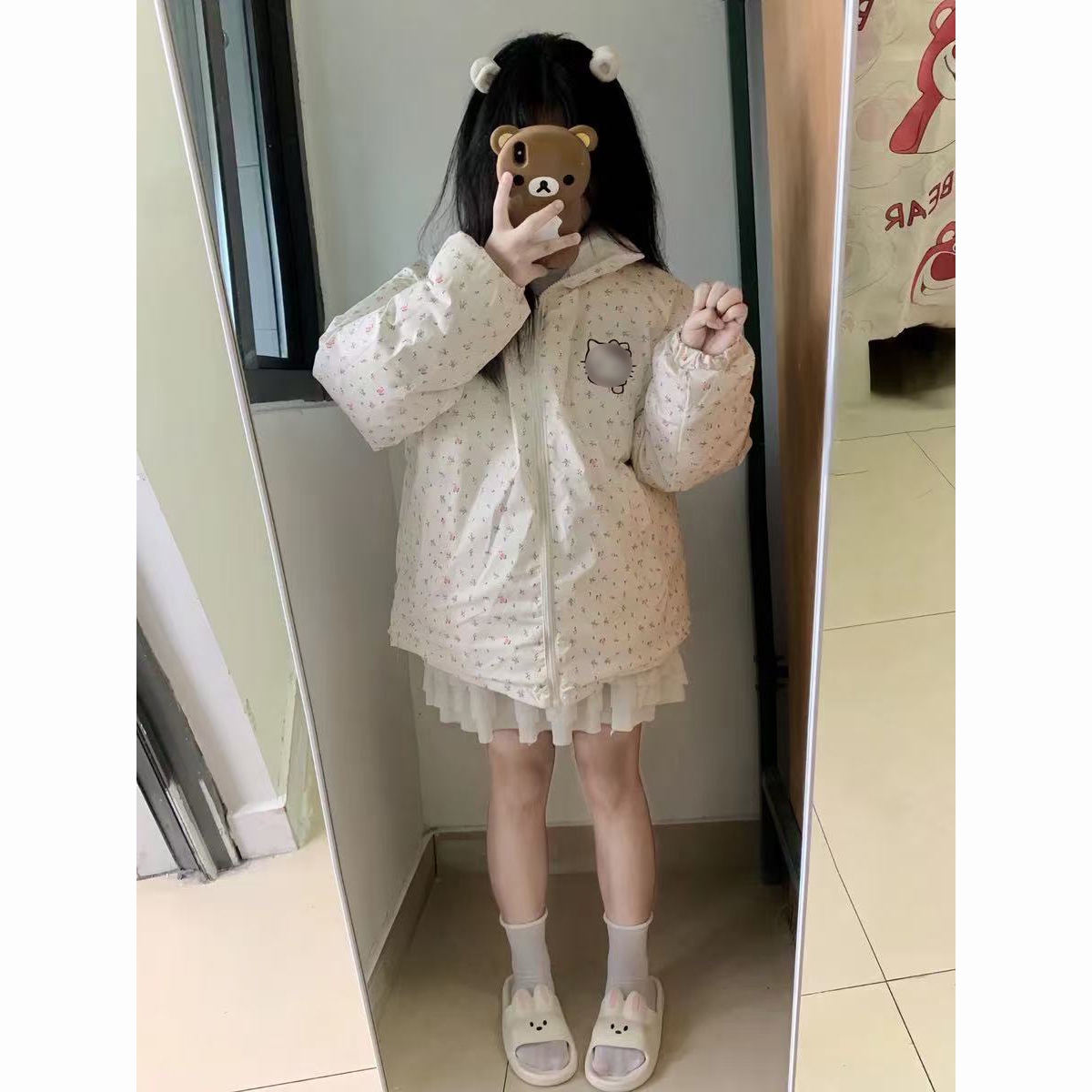 蓝色小碎花字母刺绣猫咪棉服