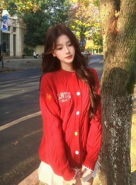 秋冬季温柔氛围感红色绞花彩色纽扣毛衣开衫新年圆领长袖上衣外套