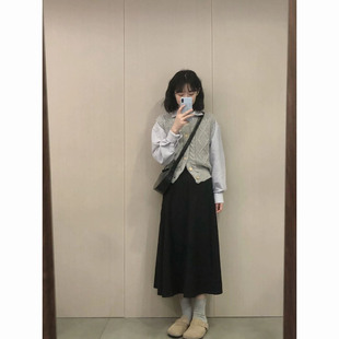黑色半身长裙三件套装 条纹衬衫 复古休闲风宽松麻花马甲背心 秋季