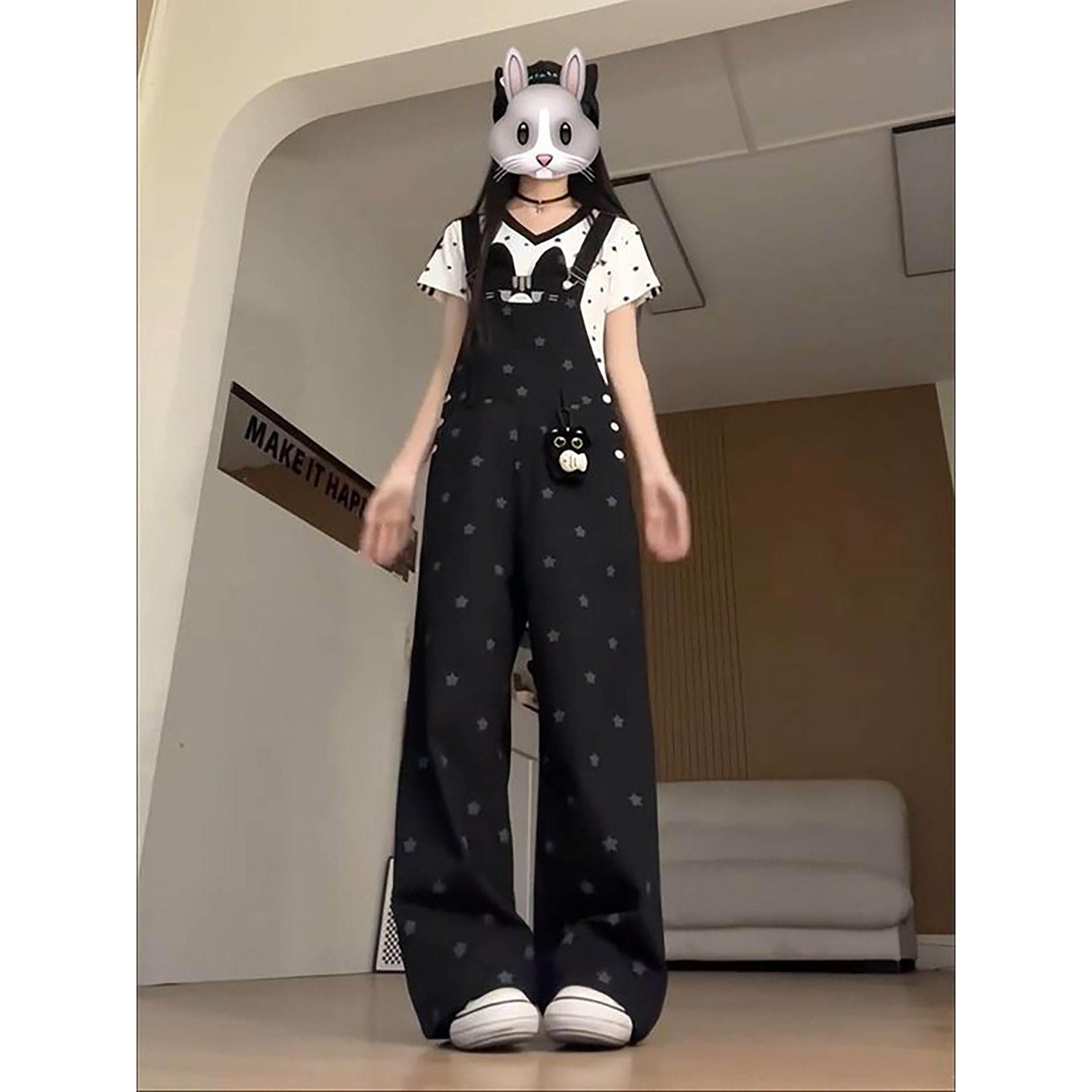 早春季软萌学院风星星黑色宽松背带长裤搭配波点短袖上衣两件套装