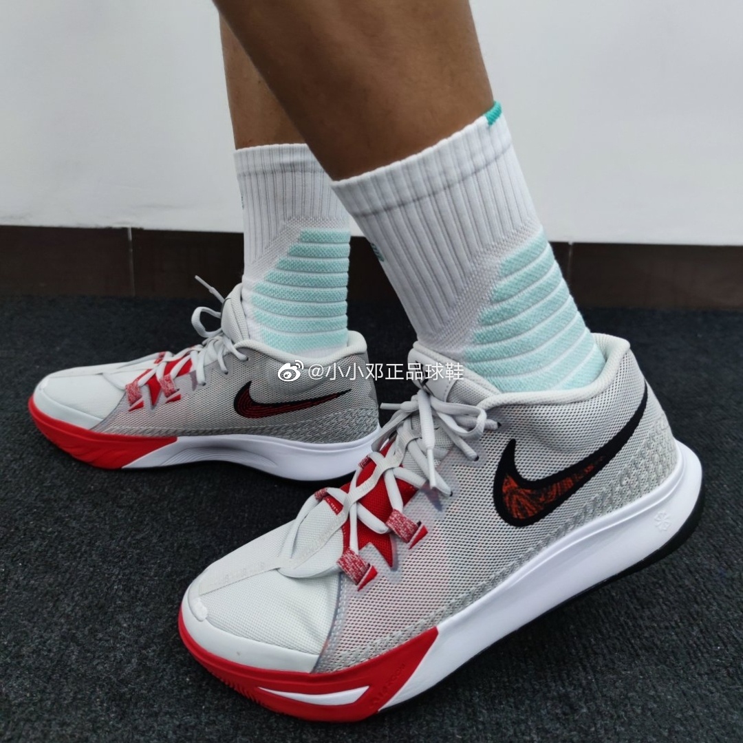 Nike/耐克 Flytrap Kyrie 6 欧文男子简版运动篮球鞋  DM1126-002