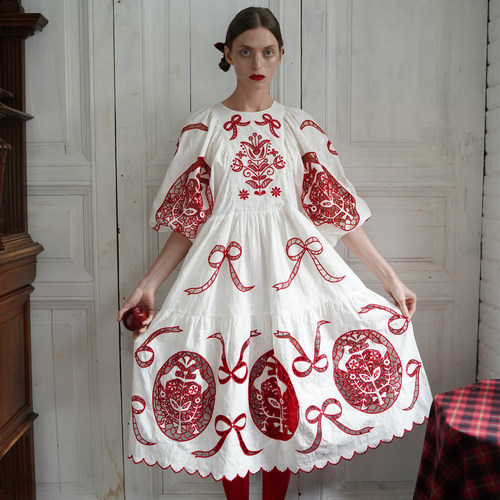 85折【Unlogical Poem】法式文艺复古剪影刺绣泡泡袖连衣裙