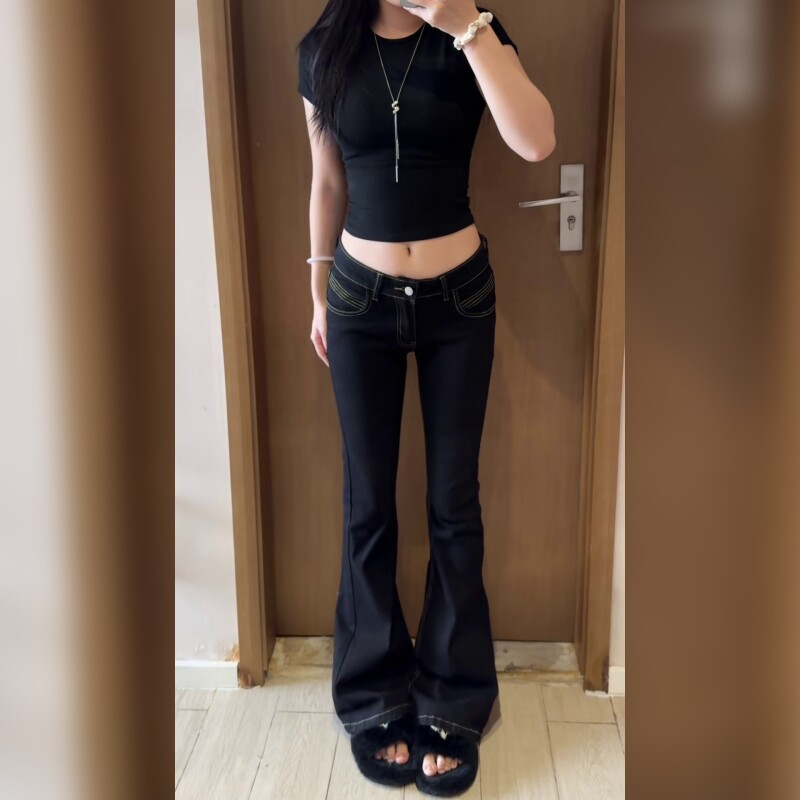 黑色低腰微喇牛仔裤女 2026 春季新款小个子显瘦喇叭裤显腿长时髦