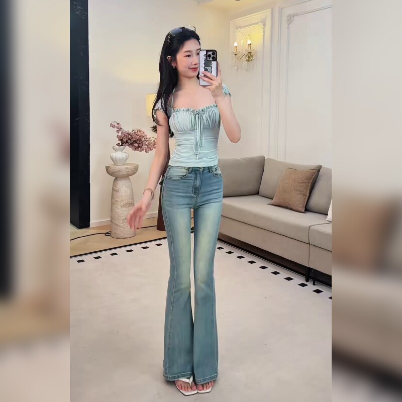 浅蓝色高腰微喇牛仔裤女修身显瘦小个子百搭复古长裤