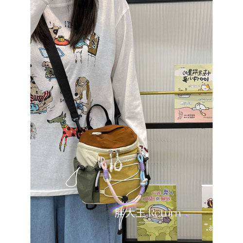 ins户外度假风网红背包轻量化迷你登山包学生短途出游露营斜挎包