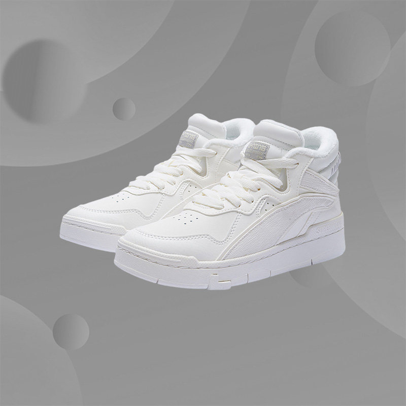 李宁正品新款女子加绒保暖时尚经典小白鞋中帮运动休闲鞋AGCS324