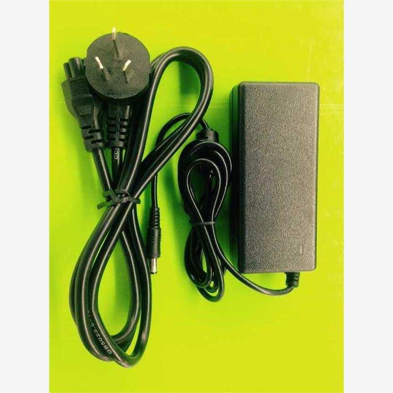 适用 型号MODEL:PA_1700_02电源适配器19V3.42A笔记本电脑充电器