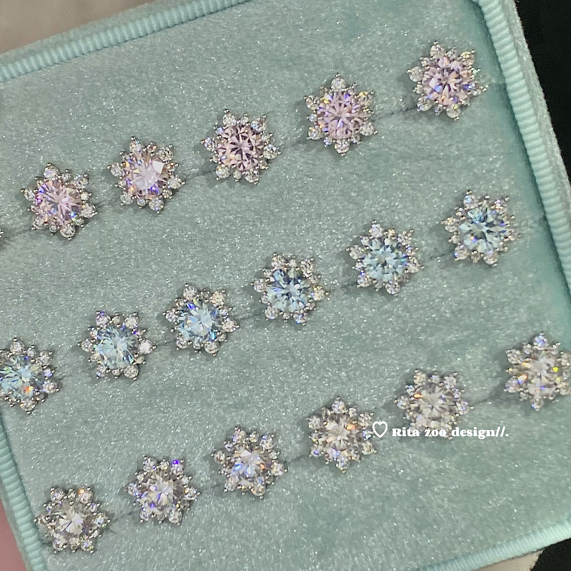 冬日小雪花爆闪清冷耳骨钉耳蜗