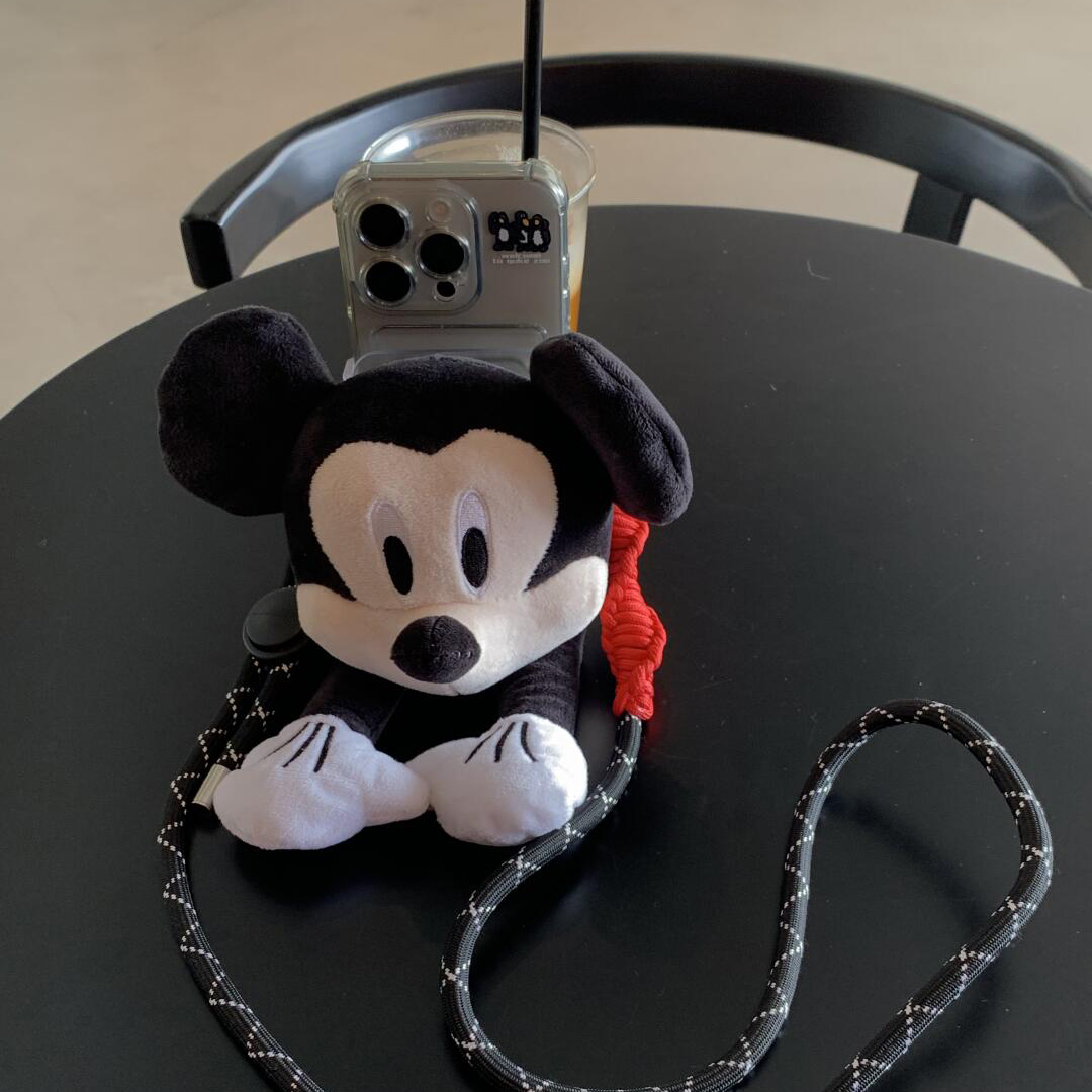 可爱米奇脑袋手机背夹公仔斜挎防丢通用款女生礼物便携式手机挂绳