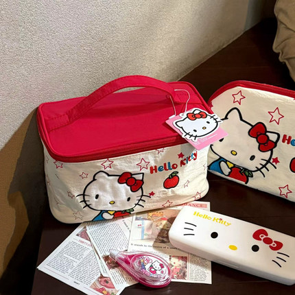 三丽鸥helloKitty可爱化妆包女便携外出大容量护肤品收纳袋洗漱包