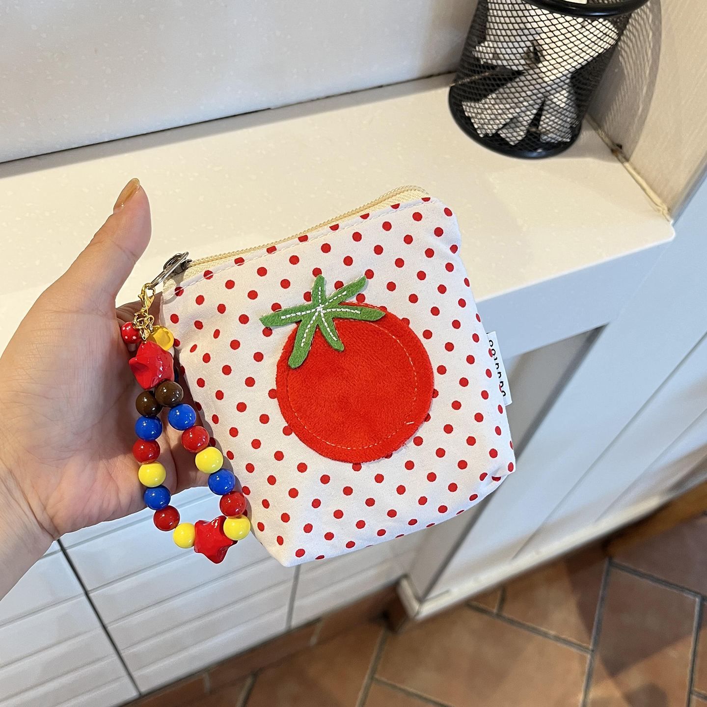可爱红色番茄零钱包迷你小包包女孩学生外出随身拉链小挂包收纳包