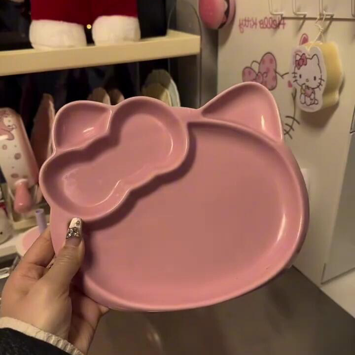 日式卡通盘子陶瓷釉下彩儿童分格餐盘2025新款可爱猫咪饺子盘好看