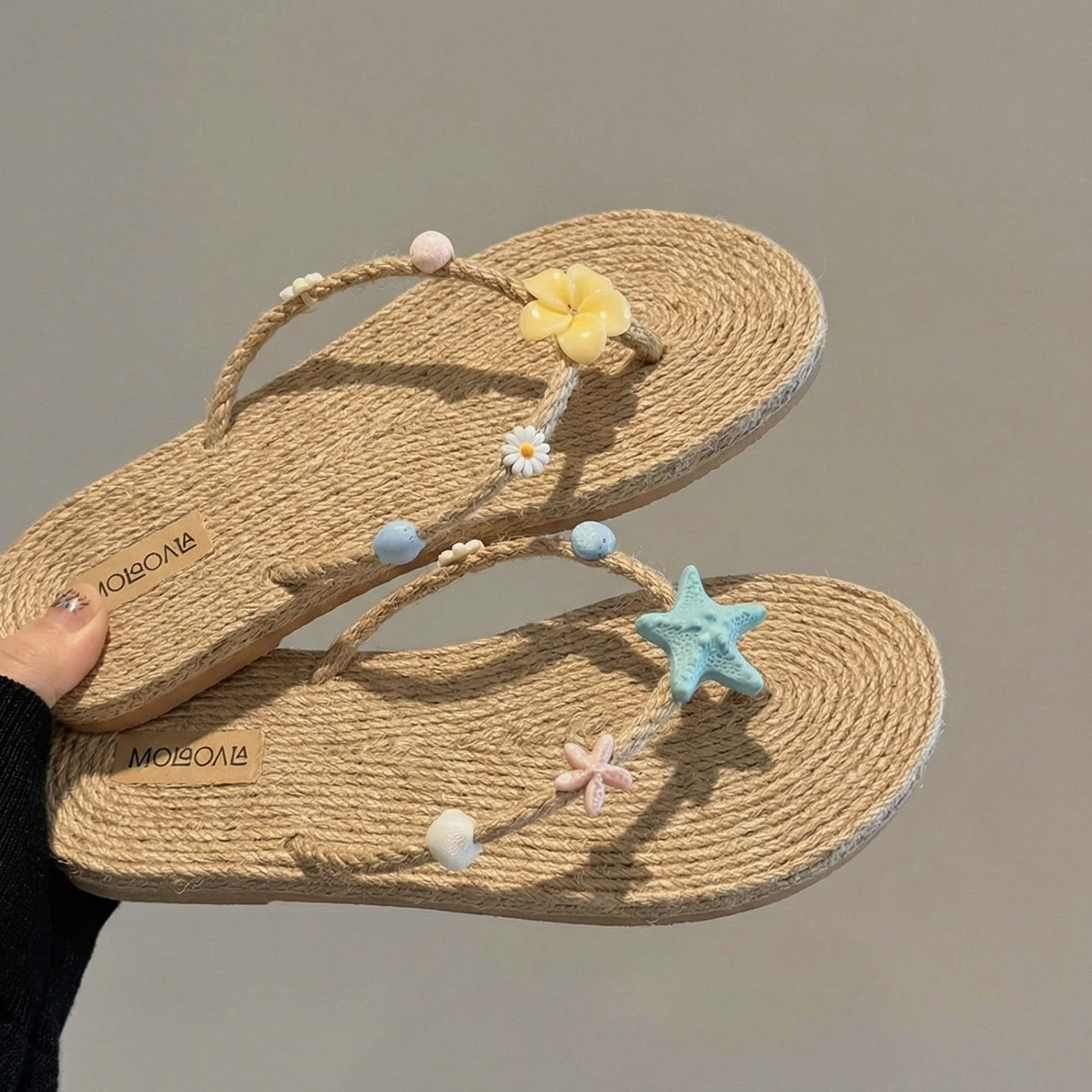 绝美不累脚海边海岛度假配裙子高级感夹脚人字拖鞋女夏外穿沙滩鞋图片