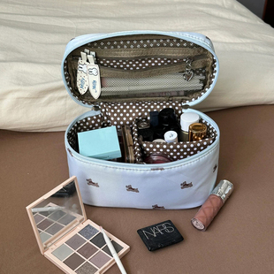 可爱小狗化妆包外出旅行便携式女士化妆品收纳包多功能拉链洗漱包