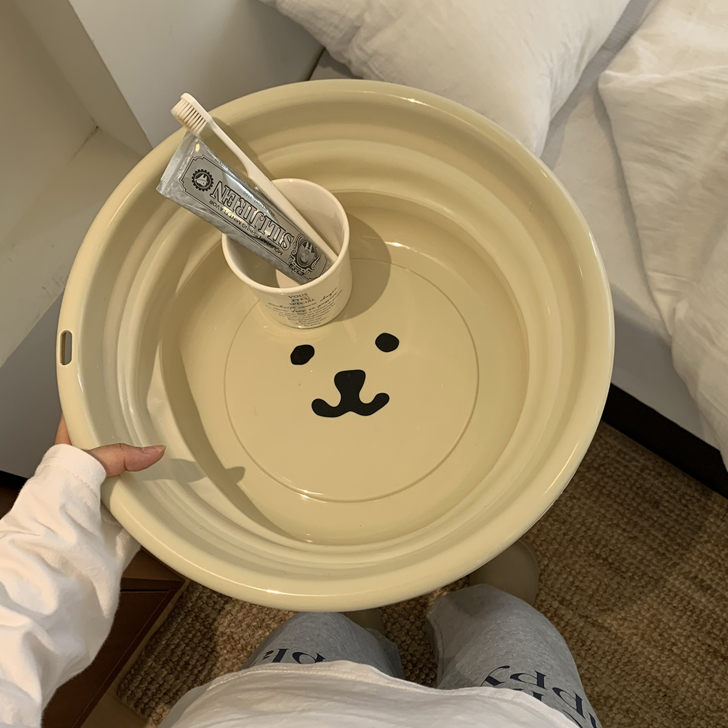 可爱小熊洗脸盆家用卫生间折叠盆便携水盆学生宿舍洗衣盆加厚塑料