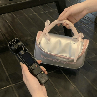 高级感银色大疆pocket3收纳包可爱高颜值便携防摔数码 相机收纳袋