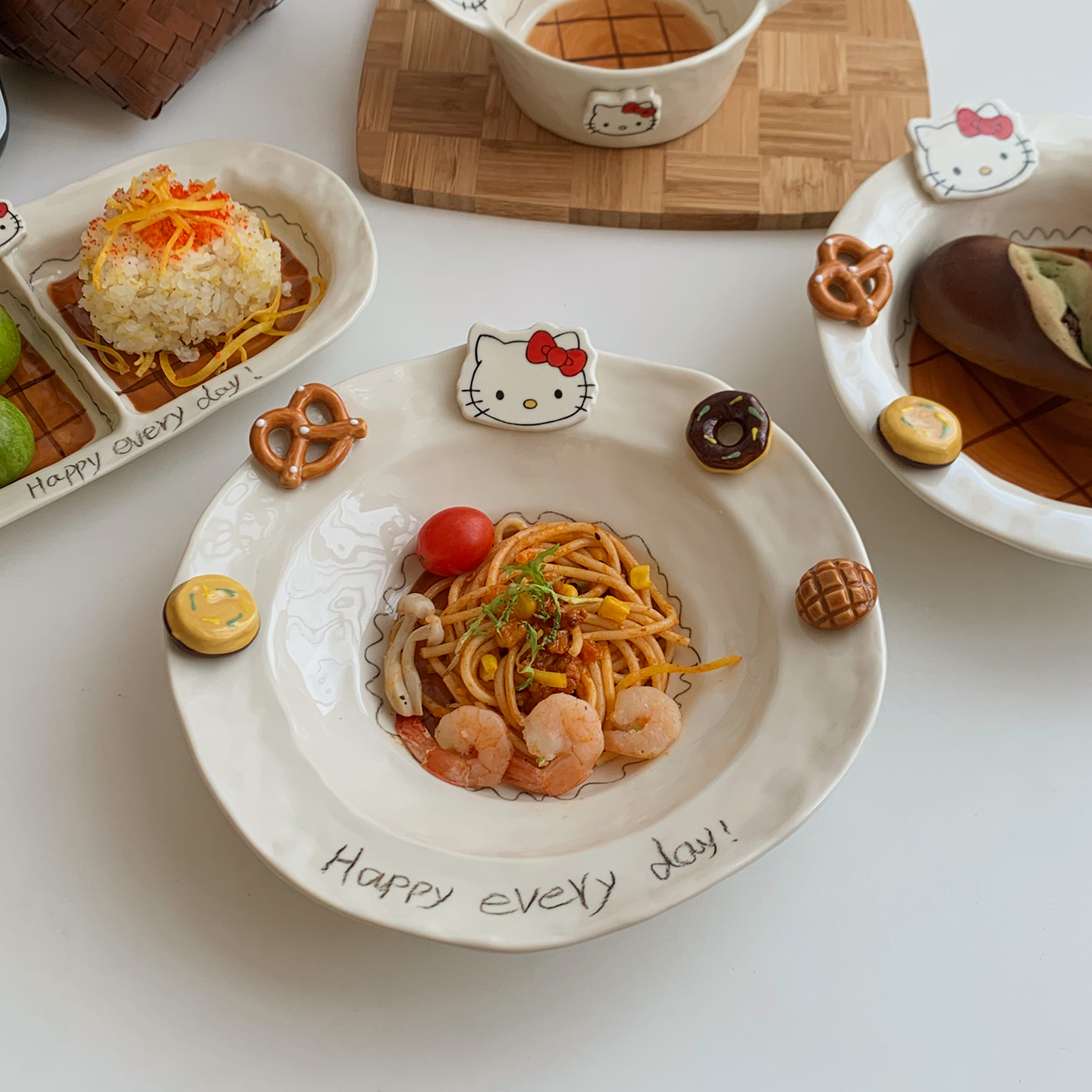 自制~可爱卡通釉下彩陶瓷盘深盘家用西餐盘甜品盘水果盘分格餐盘