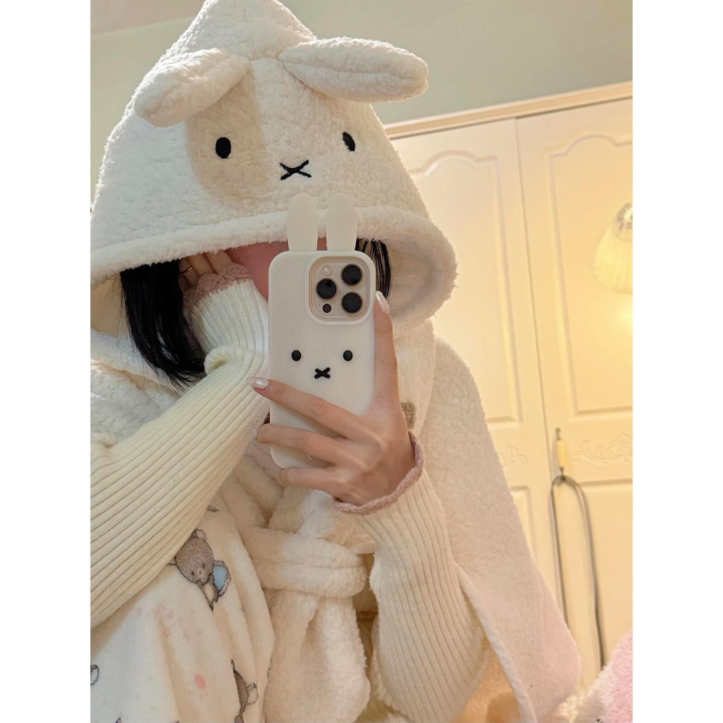 白色兔子毛毯披肩斗篷带帽子秋冬季加厚学午睡毯可爱追剧披风毯子