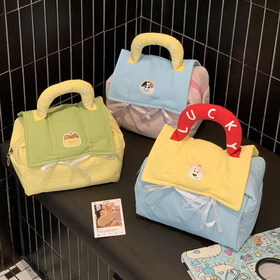 化妆包女大容量伴手礼包包2025新款可爱便携旅行洗漱包手提收纳包