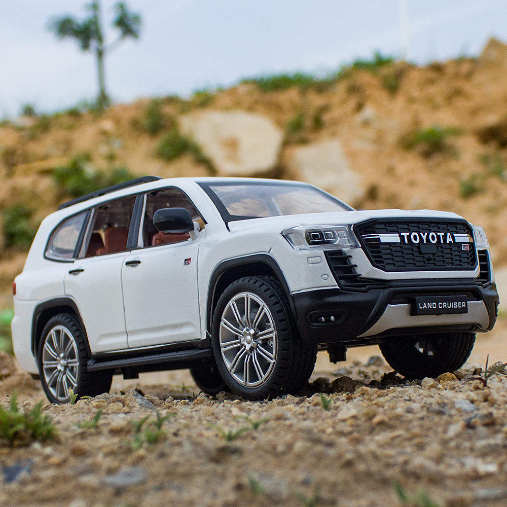 新款金丽方1:24沣田酷路泽LC300 GT声光车儿童玩具仿真合金车模型,模玩/动漫/周边/娃圈三坑/桌游,火车/摩托/汽车模型,淘宝优惠券,粉丝福利购,淘宝优惠卷