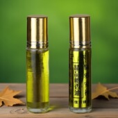 佛堂八供供品檀香油可以净化身体 檀香精油 松吉仓 印度檀香提取