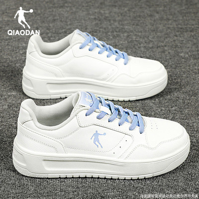 乔丹女鞋板鞋女款轻便低帮运动鞋