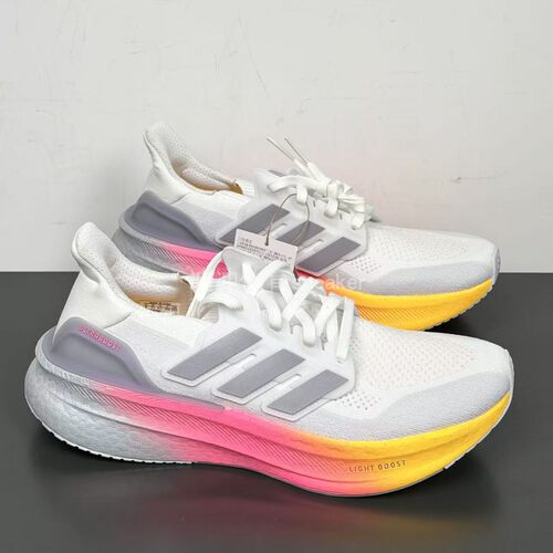 ADIDAS阿迪达斯正品ULTRABOOST 5.0运动休闲低帮跑步鞋ID8810