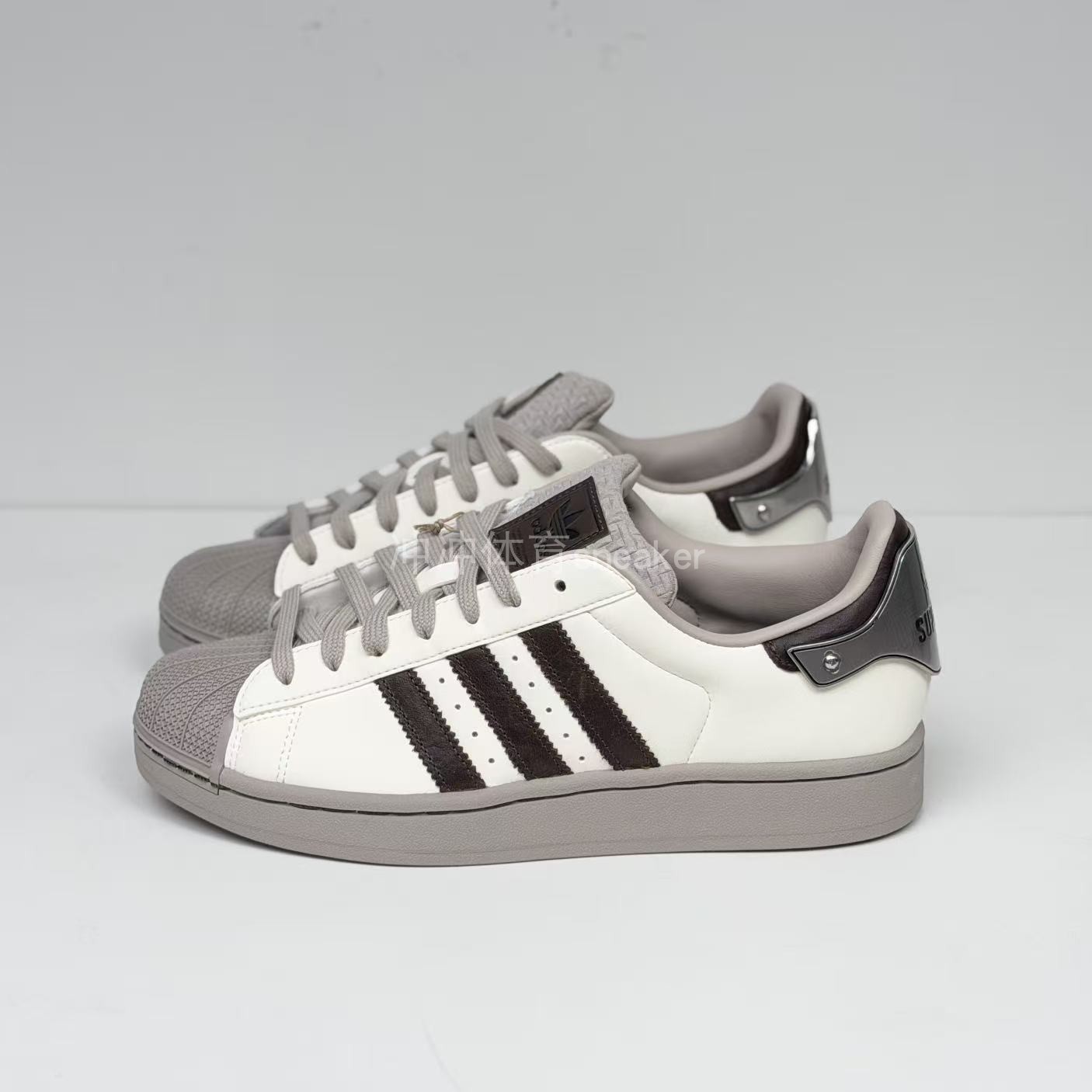 ADIDAS阿迪达斯正品 SUPERSTAR 运动休闲低帮板鞋贝壳头 JQ6250