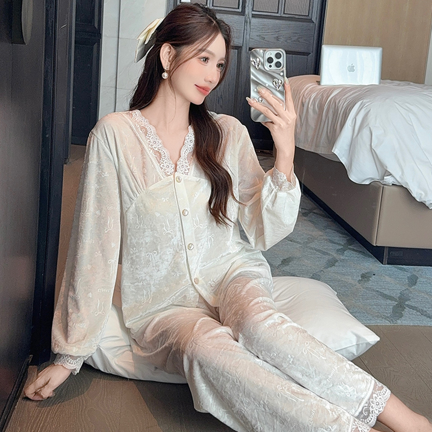 金丝绒睡衣女秋冬高级感蕾丝花边