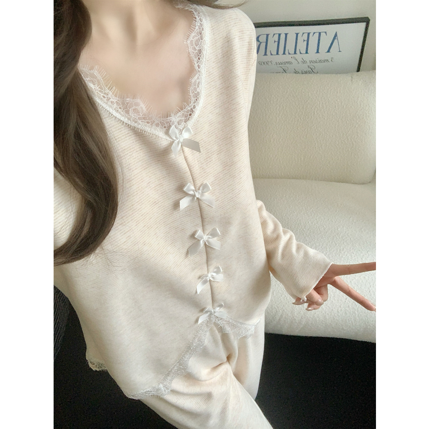 德绒保暖睡衣女秋冬花边加厚套装