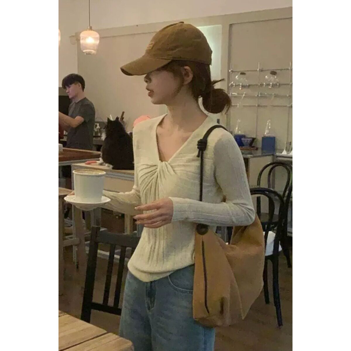 包芯纱洗水韩系扭结V领针织衫女长袖秋冬肌理纹显瘦打底衫上