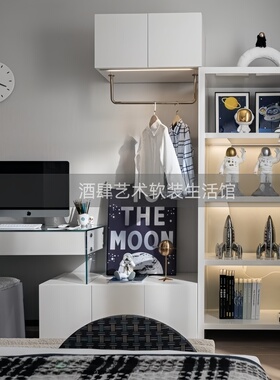 现代样板间儿童房太空主题摆件男孩房航天员火箭模型画柜内装饰品