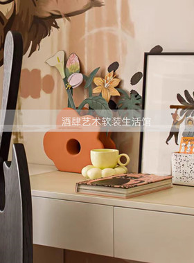 简约现代样板间儿童房摆件暖色系女孩房桌面装饰品花器花艺装饰画