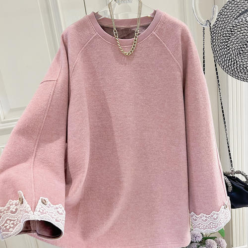 蕾丝边拼接宽松休闲卫衣