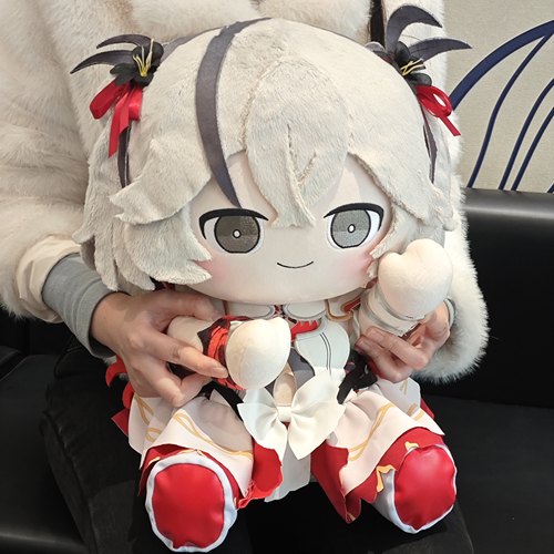 同人周边椿棉花娃娃礼物坐姿Camellya抱枕约40cm