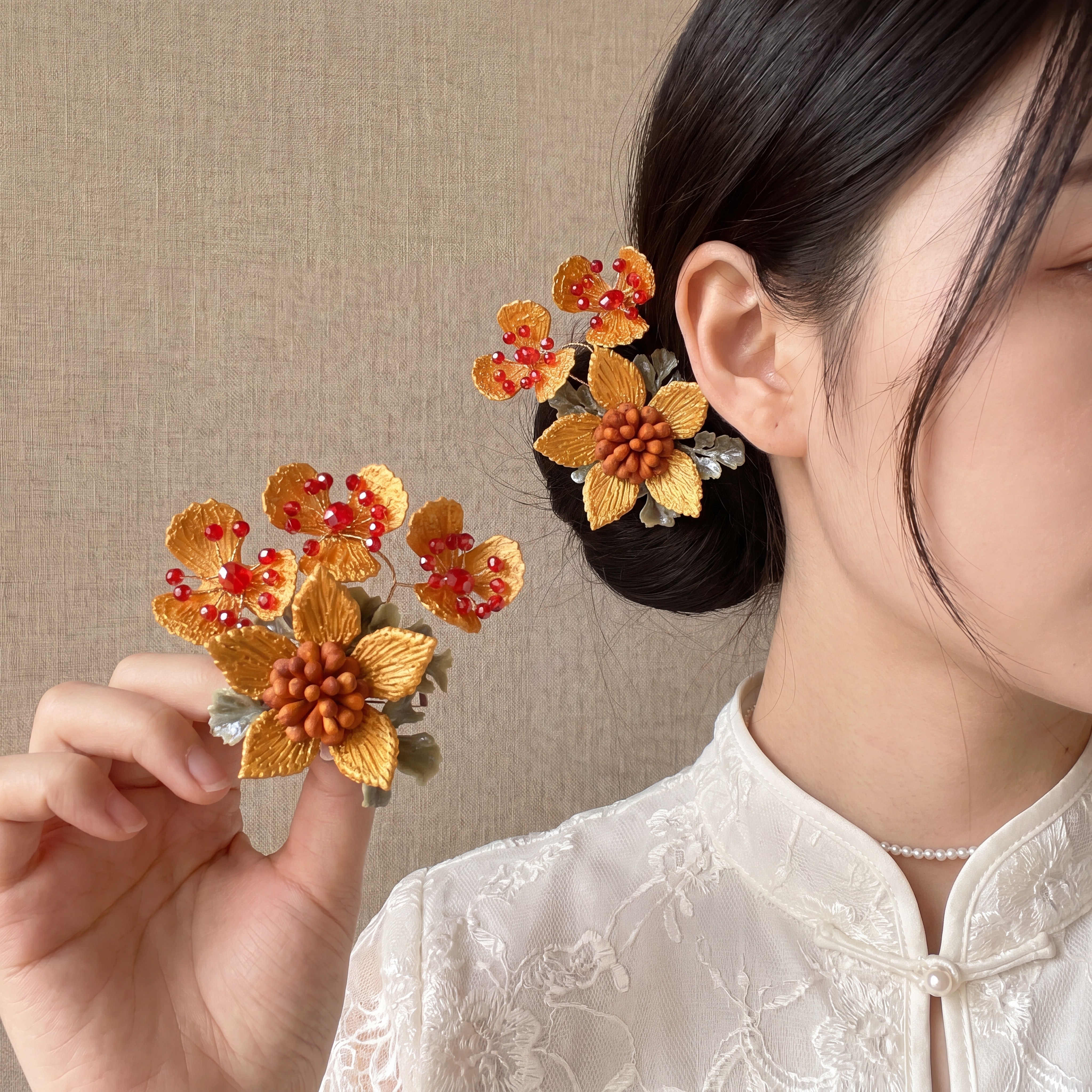 古典金色花朵侧边夹新中式新娘头饰秀禾敬酒服旗袍龙凤褂配饰发饰