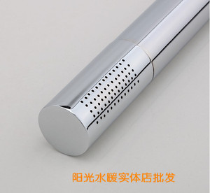 。圆形加厚全铜淋浴花洒喷头节水手喷超手感手持式配件厂家直销