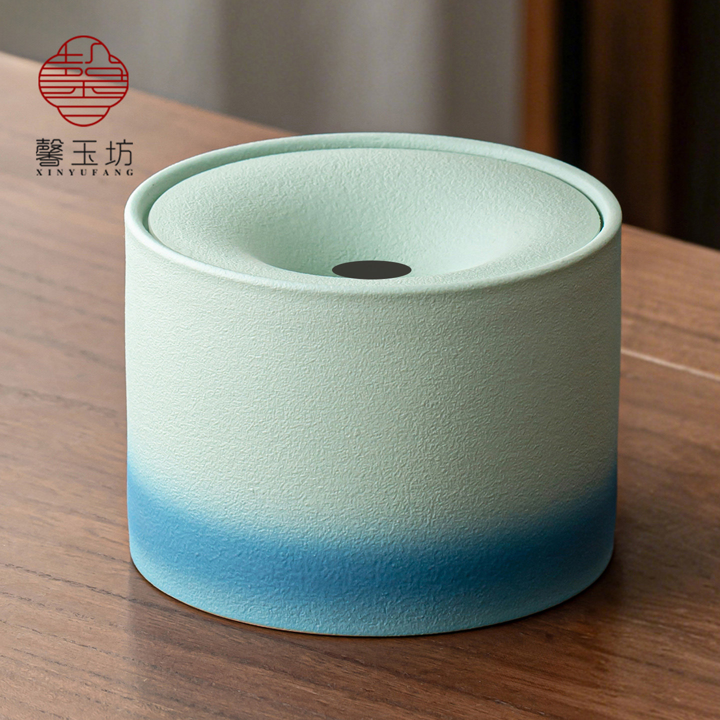 渐变蓝粗陶烟灰缸桌面小垃圾桶图片