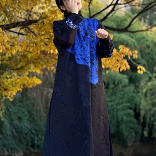 原创设计绣花袍子 深秋 民族风斜襟可全开老绣裙子 穿过斑斓