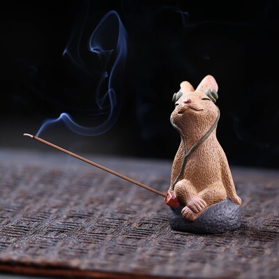 紫砂茶宠生肖兔子摆件手工手办听歌线香插雕塑茶具装饰配件可养