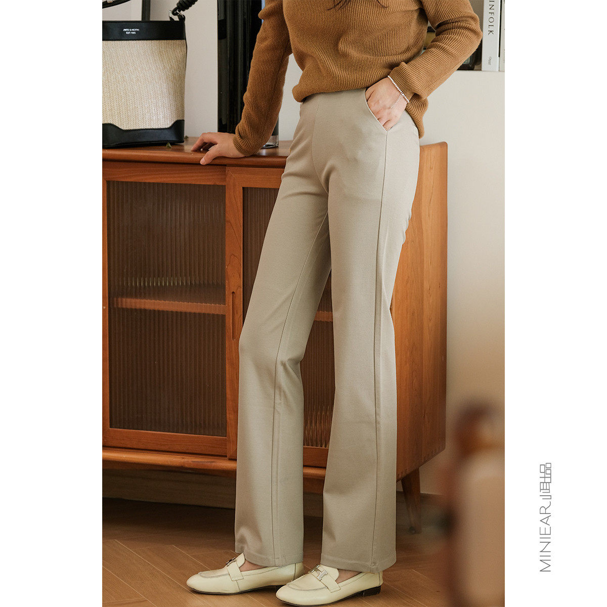 小耳出品【自在时尚感】显瘦直筒裤女下脚口微喇气质百搭,女装/女士精品,休闲裤,淘宝优惠券,粉丝福利购,淘宝优惠卷