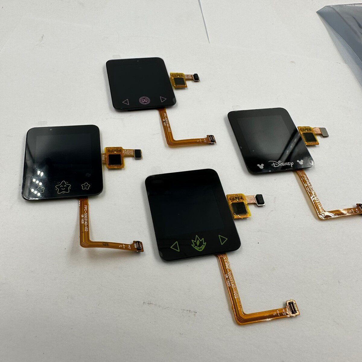 1.1寸左右240240分辨率彩屏 st7789驱动 FT6236触摸 暂无资料