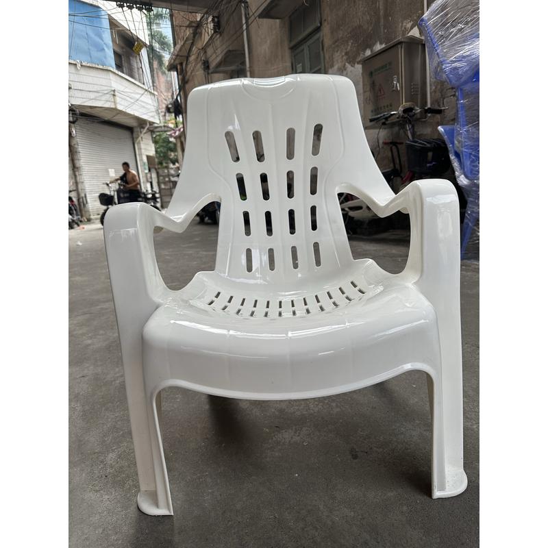 塑料加厚靠背沙滩椅躺椅休闲椅塑胶高背扶手椅大排档椅子厂家直销