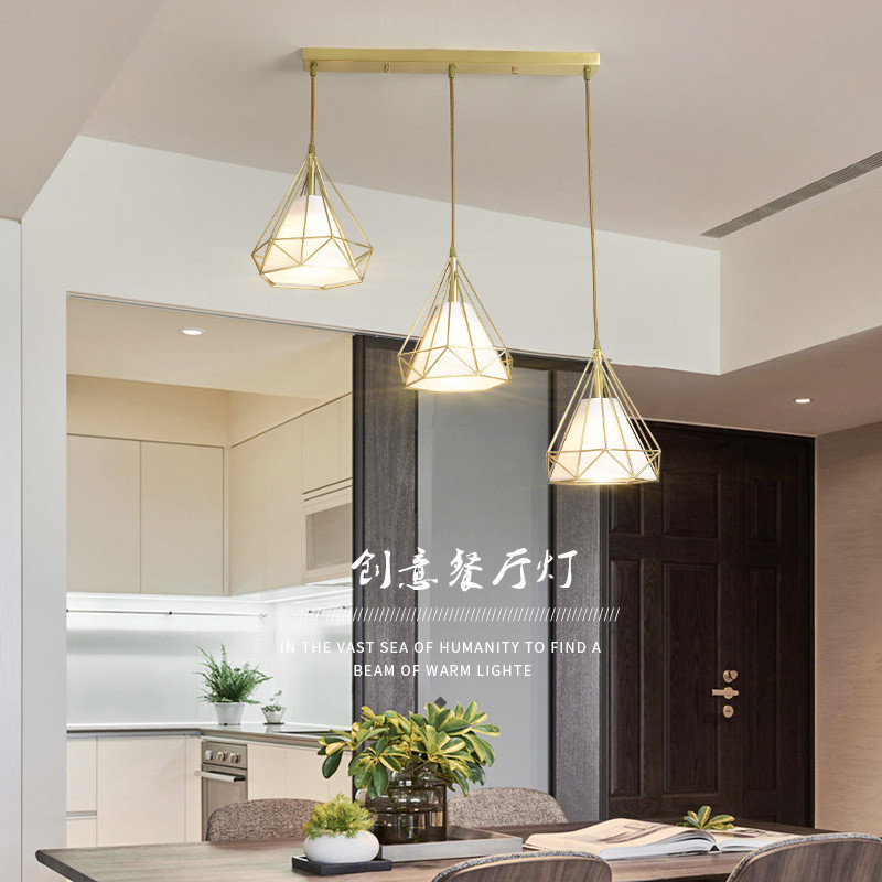 餐厅客厅吊灯三头现代简约大气家用个性钻石创意网红吧台餐桌灯具