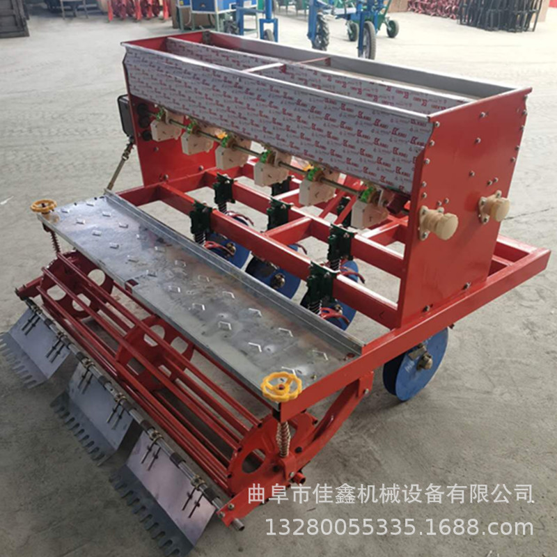 热销谷子小麦施肥播种机玉米精播机价格拖拉机带播香菜机