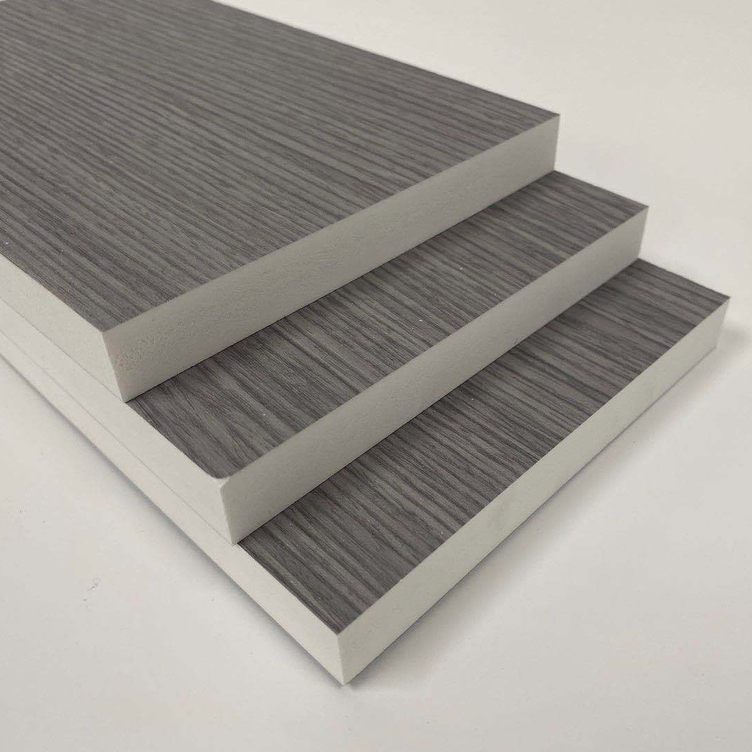 8mm护墙板实心pvc木饰面耐感膜肤刮轻奢木纹集成墙面板装饰材料板