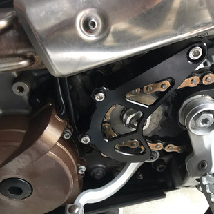 热销适用ktm690rsmchusqvarna701enduro改装保护链轮前盖