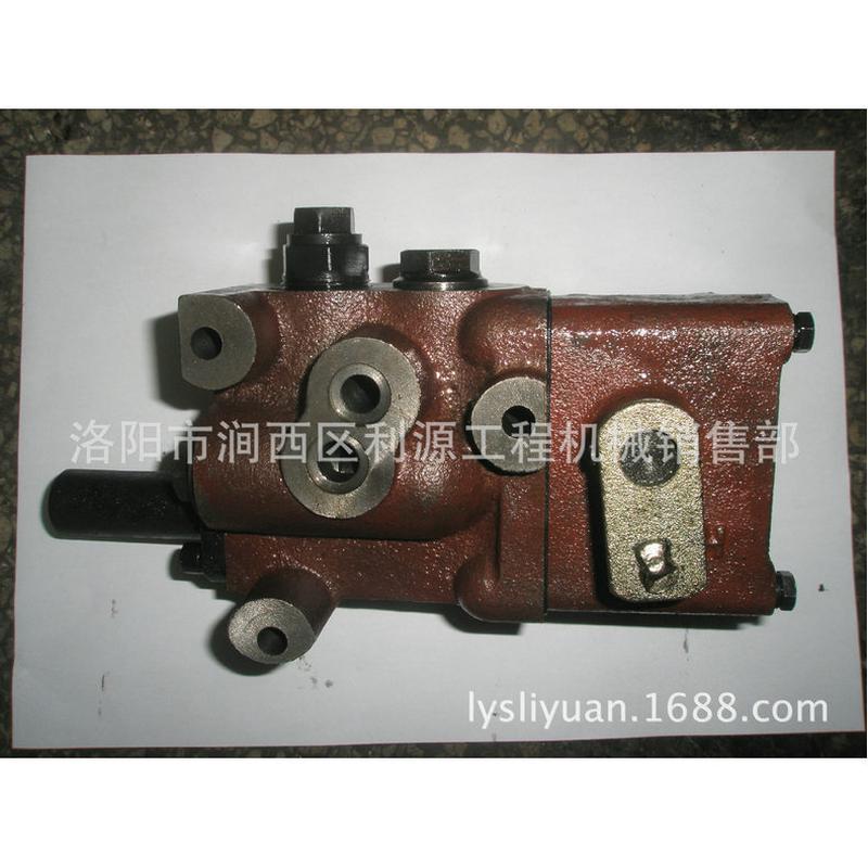 热销分配器东方红500/504拖拉机分配器配件外置分配器
