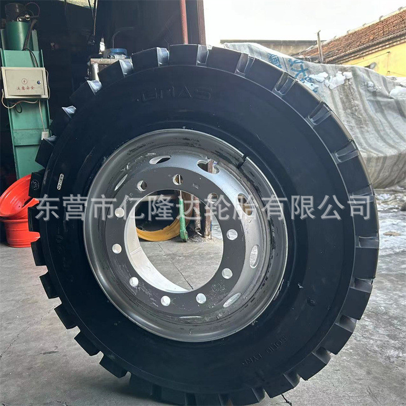 热销10吨8.25-20叉车汽车1000-209.00r207.0斯泰尔实心轮胎充气轮